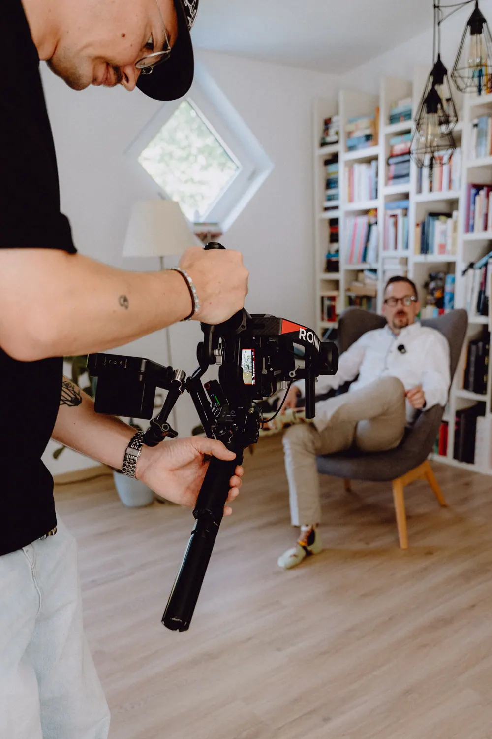 Interview-Setup in der Bibliothek